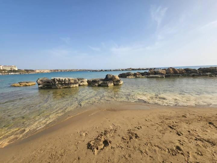 Serenity Corner Paphos Exterior photo